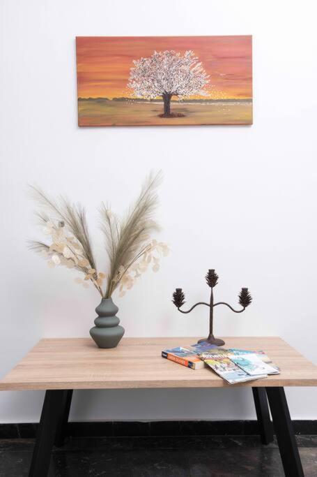 Lovely,Central, Spacious 2-Bedrooms Apartment Pireus Exteriör bild