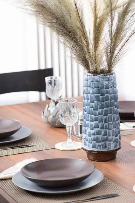 Lovely,Central, Spacious 2-Bedrooms Apartment Pireus Exteriör bild