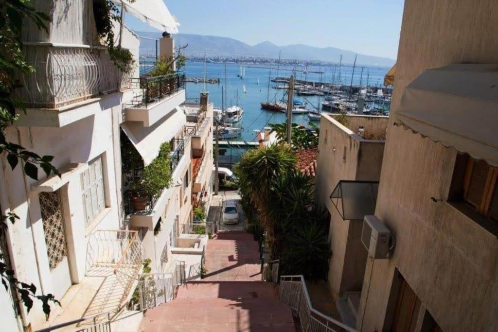 Lovely,Central, Spacious 2-Bedrooms Apartment Pireus Exteriör bild