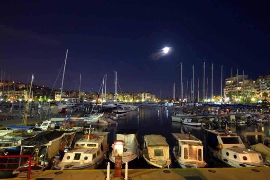 Lovely,Central, Spacious 2-Bedrooms Apartment Pireus Exteriör bild